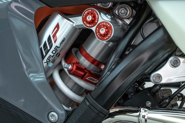 WP_SuspensionsShoot_2008-86_Final.jpg WP_SuspensionsShoot_2008-86_Final.jpg